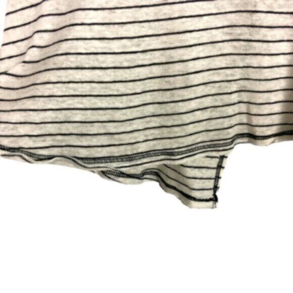 LA Made | Women's Cream Black Sleeveless Striped Pattern Top Size Small - Picture 3 of 6